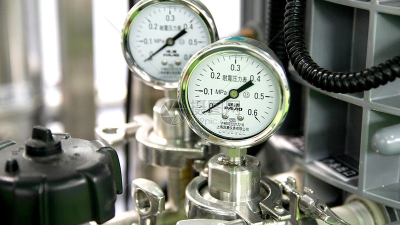 智能传感器与变送器：本质区别与应用解析**
